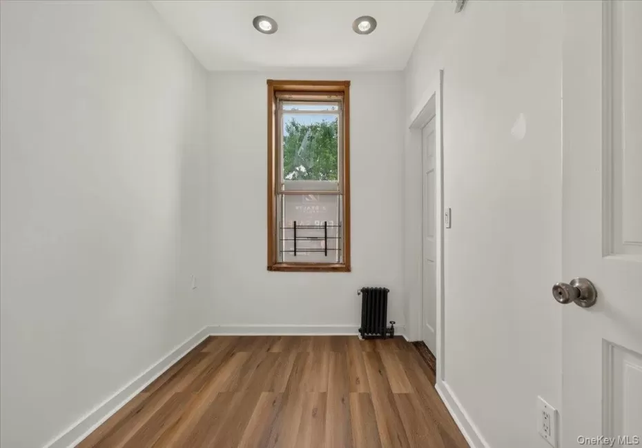 458 Drew, New York, NY, 2 Bedrooms Bedrooms, 5 Rooms Rooms,1 BathroomBathrooms,Residential Lease,For Rent,Drew,0,1051769 458 Drew, New York, NY, 2 Bedrooms Bedrooms, 5 Rooms Rooms,1 BathroomBathrooms,Residential Lease,For Rent,Drew,0,1051769