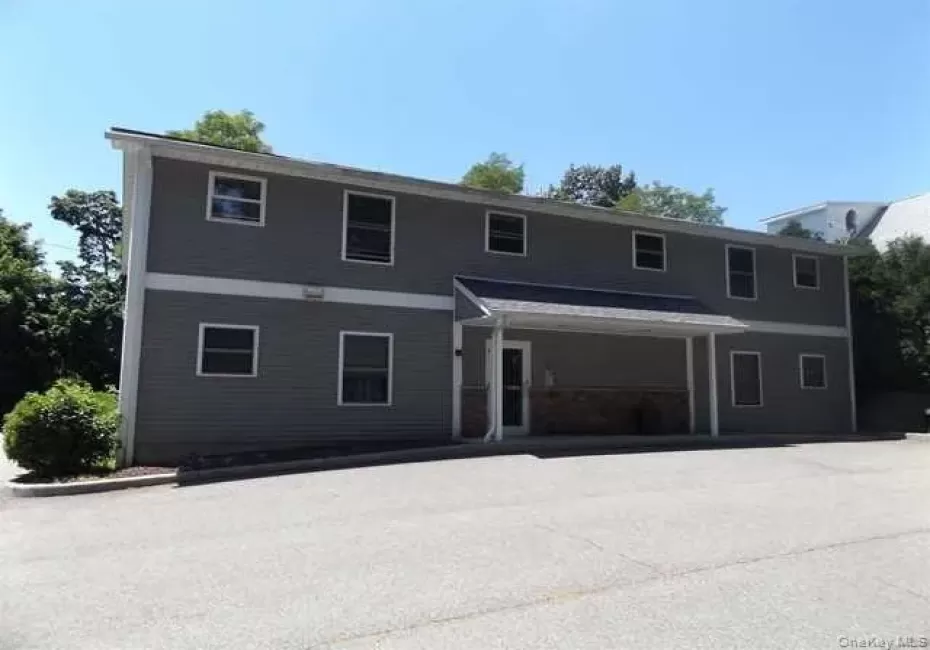 4 STATE Street, Beacon, NY, 1 Bedroom Bedrooms, 4 Rooms Rooms,1 BathroomBathrooms,Residential Lease,For Rent,STATE,0,1049470 4 STATE Street, Beacon, NY, 1 Bedroom Bedrooms, 4 Rooms Rooms,1 BathroomBathrooms,Residential Lease,For Rent,STATE,0,1049470