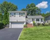 65 Essex Court, North Hempstead, NY, 3 Bedrooms Bedrooms, 7 Rooms Rooms,2 BathroomsBathrooms,Residential,For Rent,Essex,0,1044951 65 Essex Court, North Hempstead, NY, 3 Bedrooms Bedrooms, 7 Rooms Rooms,2 BathroomsBathrooms,Residential,For Rent,Essex,0,1044951