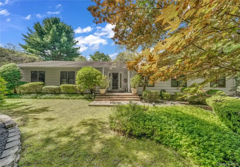 20 Old Route 25A, Smithtown, NY, 6 Bedrooms Bedrooms, 19 Rooms Rooms,3 BathroomsBathrooms,Residential,For Rent,Old Route 25A,0,1051896 20 Old Route 25A, Smithtown, NY, 6 Bedrooms Bedrooms, 19 Rooms Rooms,3 BathroomsBathrooms,Residential,For Rent,Old Route 25A,0,1051896