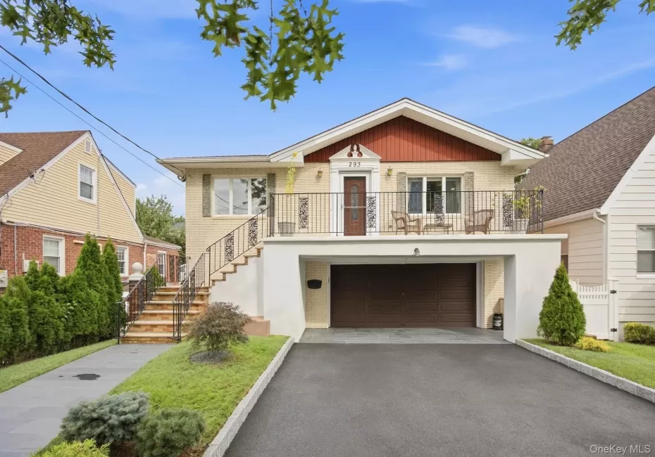 293 85th Avenue, North Hempstead, NY, 3 Bedrooms Bedrooms, 5 Rooms Rooms,2 BathroomsBathrooms,Residential,For Rent,85th,0,1051926 293 85th Avenue, North Hempstead, NY, 3 Bedrooms Bedrooms, 5 Rooms Rooms,2 BathroomsBathrooms,Residential,For Rent,85th,0,1051926
