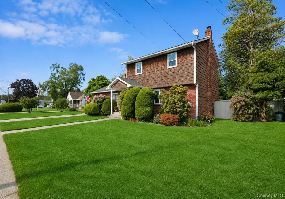 11 Lincoln Court, Babylon, NY, 3 Bedrooms Bedrooms, 7 Rooms Rooms,2 BathroomsBathrooms,Residential,For Rent,Lincoln,0,1007548 11 Lincoln Court, Babylon, NY, 3 Bedrooms Bedrooms, 7 Rooms Rooms,2 BathroomsBathrooms,Residential,For Rent,Lincoln,0,1007548