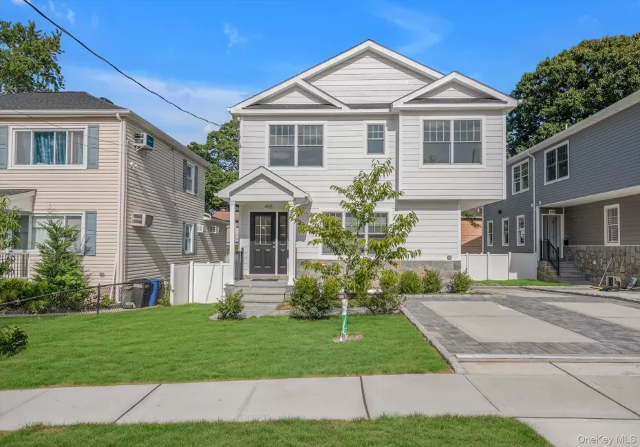 48 Linwood, North Hempstead, NY, 2 Bedrooms Bedrooms, 7 Rooms Rooms,3 BathroomsBathrooms,Residential Lease,For Rent,Linwood,0,1051759 48 Linwood, North Hempstead, NY, 2 Bedrooms Bedrooms, 7 Rooms Rooms,3 BathroomsBathrooms,Residential Lease,For Rent,Linwood,0,1051759
