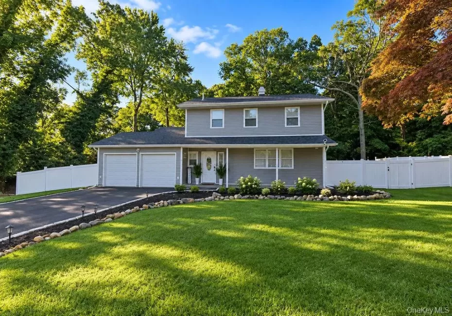 102 Patchogue Drive, Brookhaven, NY, 4 Bedrooms Bedrooms, 9 Rooms Rooms,2 BathroomsBathrooms,Residential,For Rent,Patchogue,0,1047693 102 Patchogue Drive, Brookhaven, NY, 4 Bedrooms Bedrooms, 9 Rooms Rooms,2 BathroomsBathrooms,Residential,For Rent,Patchogue,0,1047693