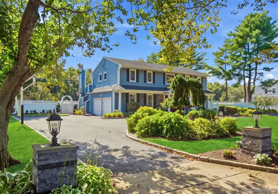 24 Quintree Lane, Huntington, NY, 4 Bedrooms Bedrooms, 8 Rooms Rooms,2 BathroomsBathrooms,Residential,For Rent,Quintree,0,1051898 24 Quintree Lane, Huntington, NY, 4 Bedrooms Bedrooms, 8 Rooms Rooms,2 BathroomsBathrooms,Residential,For Rent,Quintree,0,1051898