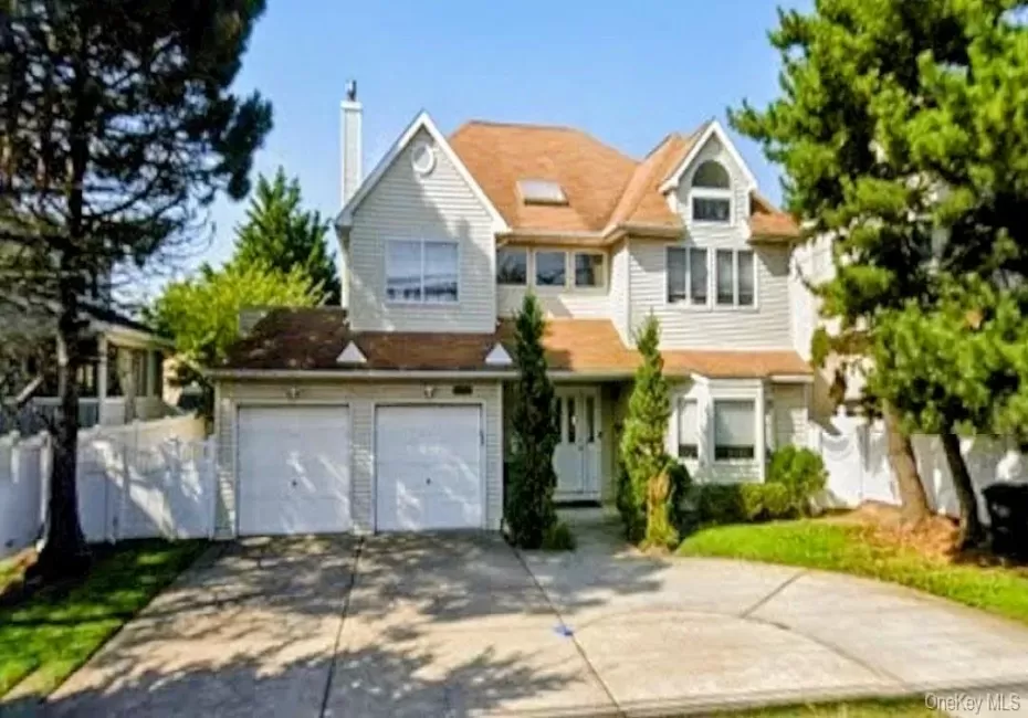 1948 Park Street, Hempstead, NY, 4 Bedrooms Bedrooms, 10 Rooms Rooms,2 BathroomsBathrooms,Residential Lease,For Rent,Park,0,1052282 1948 Park Street, Hempstead, NY, 4 Bedrooms Bedrooms, 10 Rooms Rooms,2 BathroomsBathrooms,Residential Lease,For Rent,Park,0,1052282