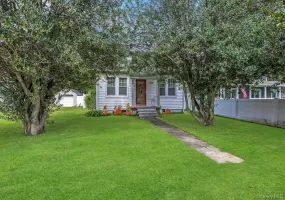 7 Eastover Road, Islip, NY, 2 Bedrooms Bedrooms, 5 Rooms Rooms,1 BathroomBathrooms,Residential,For Rent,Eastover,0,1051969 7 Eastover Road, Islip, NY, 2 Bedrooms Bedrooms, 5 Rooms Rooms,1 BathroomBathrooms,Residential,For Rent,Eastover,0,1051969