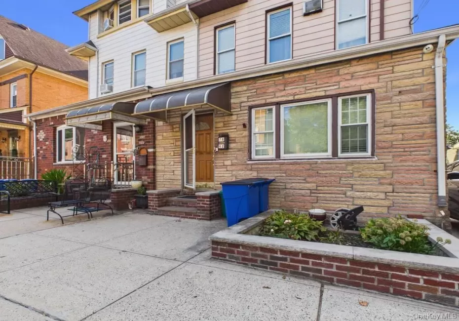 7862 81st Street, New York, NY, 2 Bedrooms Bedrooms, 4 Rooms Rooms,1 BathroomBathrooms,Residential Lease,For Rent,81st,0,1052379 7862 81st Street, New York, NY, 2 Bedrooms Bedrooms, 4 Rooms Rooms,1 BathroomBathrooms,Residential Lease,For Rent,81st,0,1052379