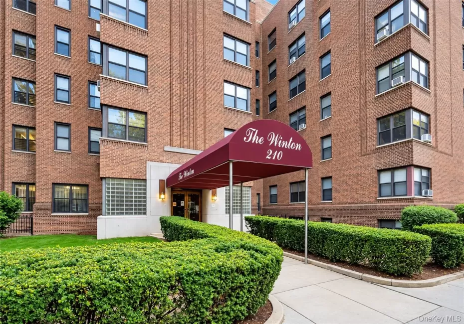 210 Martine Avenue, White Plains, NY, 2 Bedrooms Bedrooms, 4 Rooms Rooms,1 BathroomBathrooms,Residential,For Rent,Martine,0,1052393 210 Martine Avenue, White Plains, NY, 2 Bedrooms Bedrooms, 4 Rooms Rooms,1 BathroomBathrooms,Residential,For Rent,Martine,0,1052393