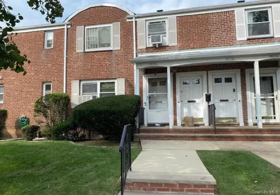 245-39 77th Crescent, New York, NY, 1 Bedroom Bedrooms, 4 Rooms Rooms,1 BathroomBathrooms,Residential,For Rent,77th,0,1052457 245-39 77th Crescent, New York, NY, 1 Bedroom Bedrooms, 4 Rooms Rooms,1 BathroomBathrooms,Residential,For Rent,77th,0,1052457