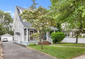 8 Rolling Street, Hempstead, NY, 3 Bedrooms Bedrooms, 9 Rooms Rooms,2 BathroomsBathrooms,Residential,For Rent,Rolling,0,1052247 8 Rolling Street, Hempstead, NY, 3 Bedrooms Bedrooms, 9 Rooms Rooms,2 BathroomsBathrooms,Residential,For Rent,Rolling,0,1052247