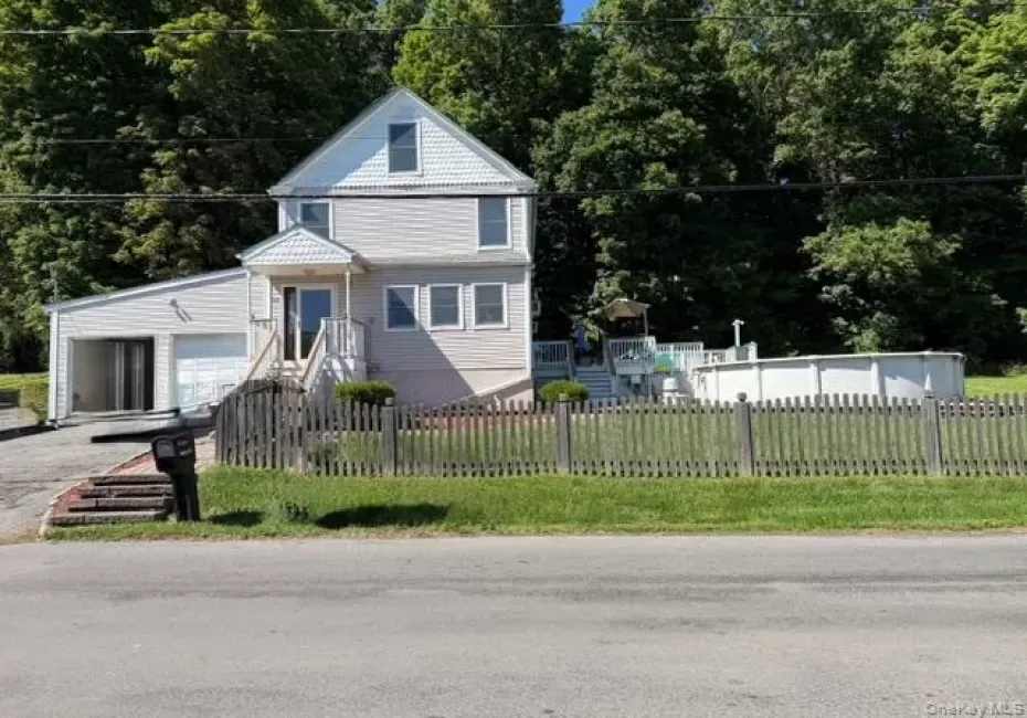 19 Meadow Avenue, Chester Town, NY, 2 Bedrooms Bedrooms, 7 Rooms Rooms,2 BathroomsBathrooms,Residential,For Rent,Meadow,0,1050131 19 Meadow Avenue, Chester Town, NY, 2 Bedrooms Bedrooms, 7 Rooms Rooms,2 BathroomsBathrooms,Residential,For Rent,Meadow,0,1050131