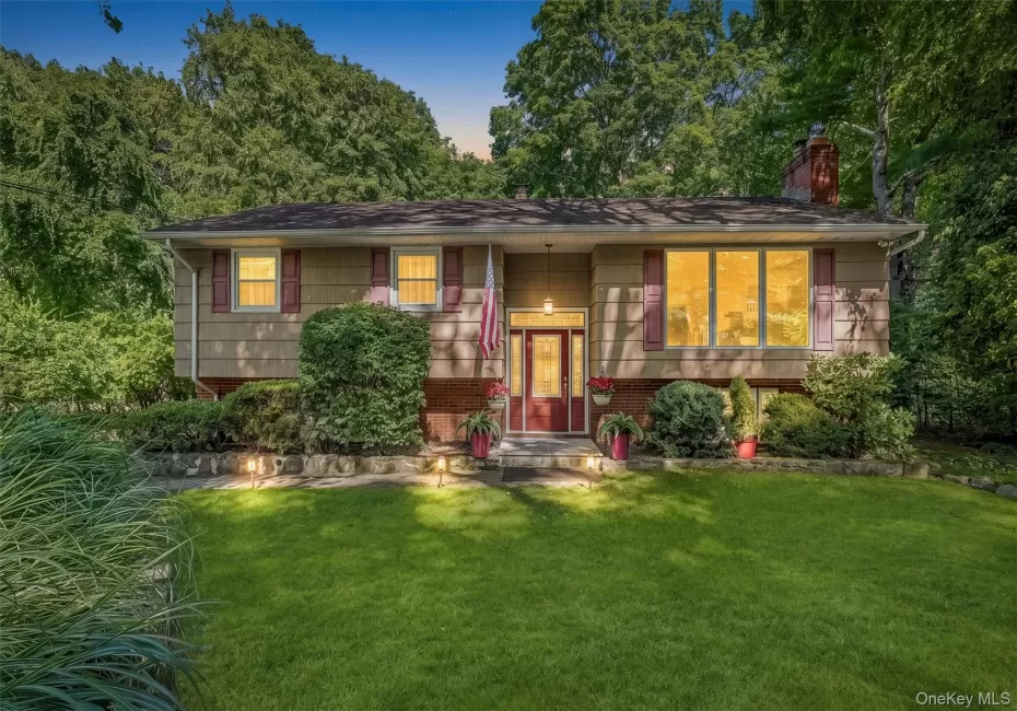 18 Fieldstone Lane, Yorktown, NY, 3 Bedrooms Bedrooms, 9 Rooms Rooms,2 BathroomsBathrooms,Residential,For Rent,Fieldstone,0,1043864 18 Fieldstone Lane, Yorktown, NY, 3 Bedrooms Bedrooms, 9 Rooms Rooms,2 BathroomsBathrooms,Residential,For Rent,Fieldstone,0,1043864