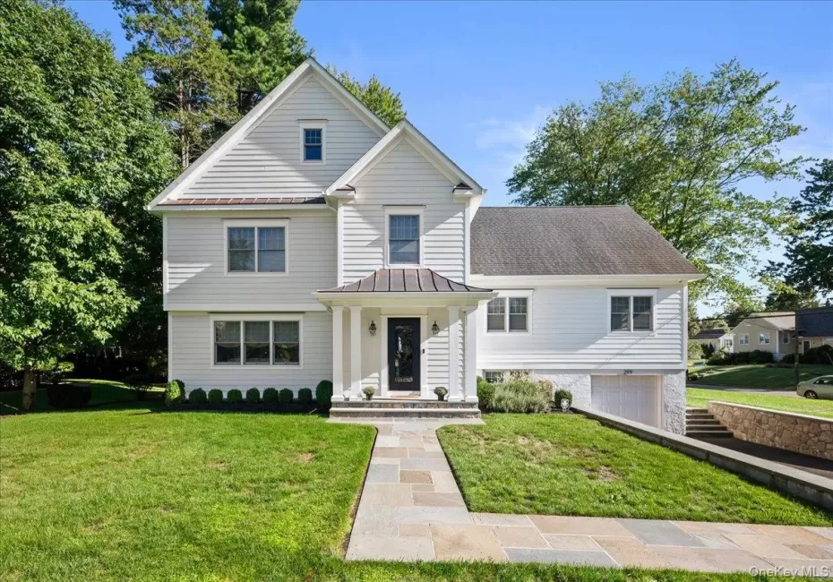 299 Stratton Road, New Rochelle, NY, 4 Bedrooms Bedrooms, 9 Rooms Rooms,3 BathroomsBathrooms,Residential,For Rent,Stratton,0,1051455 299 Stratton Road, New Rochelle, NY, 4 Bedrooms Bedrooms, 9 Rooms Rooms,3 BathroomsBathrooms,Residential,For Rent,Stratton,0,1051455