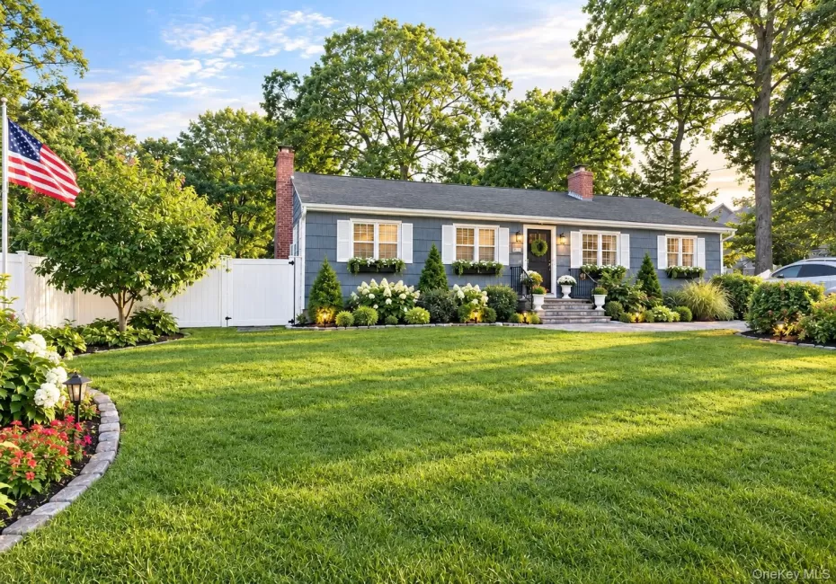 30 Marbeth Circle, Brookhaven, NY, 3 Bedrooms Bedrooms, 8 Rooms Rooms,1 BathroomBathrooms,Residential,For Rent,Marbeth,0,1051717 30 Marbeth Circle, Brookhaven, NY, 3 Bedrooms Bedrooms, 8 Rooms Rooms,1 BathroomBathrooms,Residential,For Rent,Marbeth,0,1051717