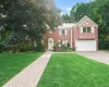 2 Amherst Road, North Hempstead, NY, 4 Bedrooms Bedrooms, 12 Rooms Rooms,3 BathroomsBathrooms,Residential,For Rent,Amherst,0,1049343 2 Amherst Road, North Hempstead, NY, 4 Bedrooms Bedrooms, 12 Rooms Rooms,3 BathroomsBathrooms,Residential,For Rent,Amherst,0,1049343