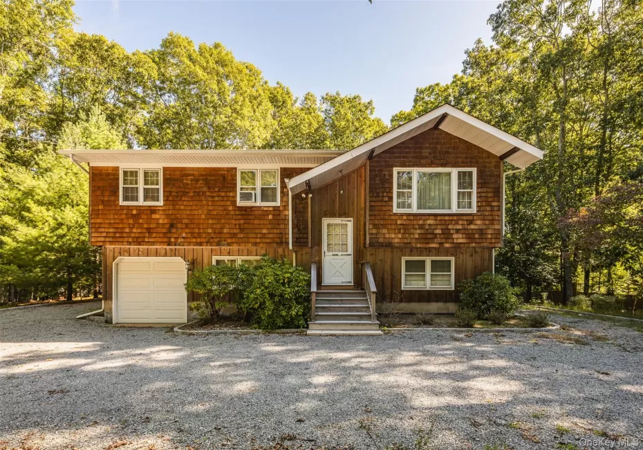 35 Partridge Drive, Southampton, NY, 4 Bedrooms Bedrooms, 9 Rooms Rooms,3 BathroomsBathrooms,Residential,For Rent,Partridge,0,1050698 35 Partridge Drive, Southampton, NY, 4 Bedrooms Bedrooms, 9 Rooms Rooms,3 BathroomsBathrooms,Residential,For Rent,Partridge,0,1050698