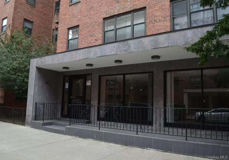 99-10 60th Avenue, New York, NY, 1 Bedroom Bedrooms, 4 Rooms Rooms,1 BathroomBathrooms,Residential,For Rent,60th,0,1052388 99-10 60th Avenue, New York, NY, 1 Bedroom Bedrooms, 4 Rooms Rooms,1 BathroomBathrooms,Residential,For Rent,60th,0,1052388