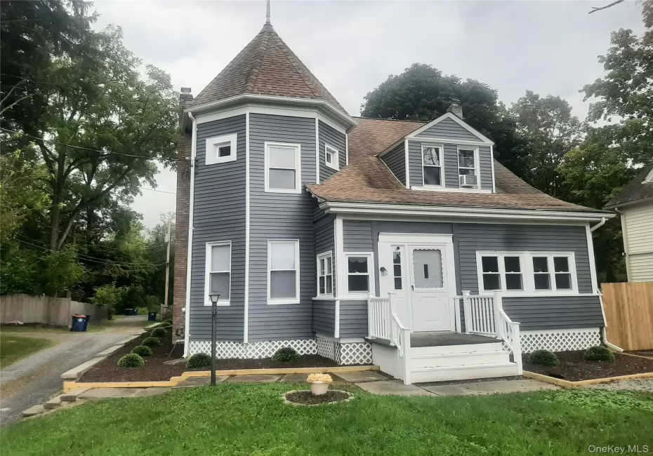 46 Old Post Road, Hyde Park, NY, 4 Bedrooms Bedrooms, 9 Rooms Rooms,3 BathroomsBathrooms,Residential,For Rent,Old Post,0,1052548 46 Old Post Road, Hyde Park, NY, 4 Bedrooms Bedrooms, 9 Rooms Rooms,3 BathroomsBathrooms,Residential,For Rent,Old Post,0,1052548