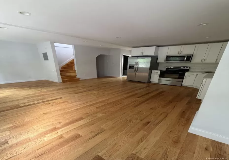 2760 Bainbridge Avenue, New York, NY, 4 Bedrooms Bedrooms, 7 Rooms Rooms,1 BathroomBathrooms,Residential Lease,For Rent,Bainbridge,0,1052614 2760 Bainbridge Avenue, New York, NY, 4 Bedrooms Bedrooms, 7 Rooms Rooms,1 BathroomBathrooms,Residential Lease,For Rent,Bainbridge,0,1052614