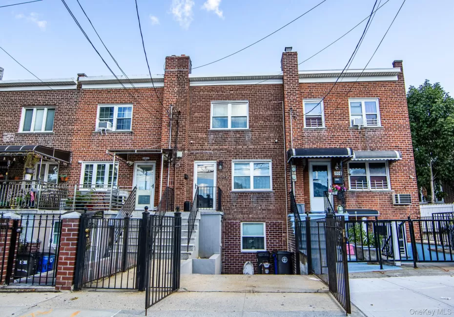 1902 Bronxdale Avenue, New York, NY, 2 Bedrooms Bedrooms, 6 Rooms Rooms,1 BathroomBathrooms,Residential,For Rent,Bronxdale,0,1052462 1902 Bronxdale Avenue, New York, NY, 2 Bedrooms Bedrooms, 6 Rooms Rooms,1 BathroomBathrooms,Residential,For Rent,Bronxdale,0,1052462