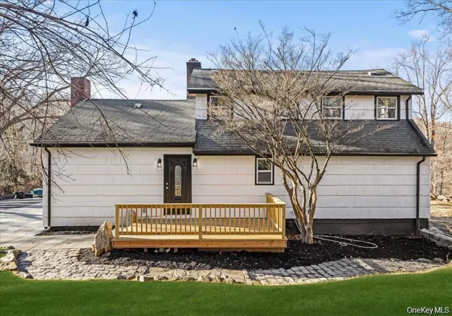 144 Old Lake Street, Harrison, NY, 3 Bedrooms Bedrooms, 8 Rooms Rooms,3 BathroomsBathrooms,Residential,For Rent,Old Lake,0,1052841 144 Old Lake Street, Harrison, NY, 3 Bedrooms Bedrooms, 8 Rooms Rooms,3 BathroomsBathrooms,Residential,For Rent,Old Lake,0,1052841