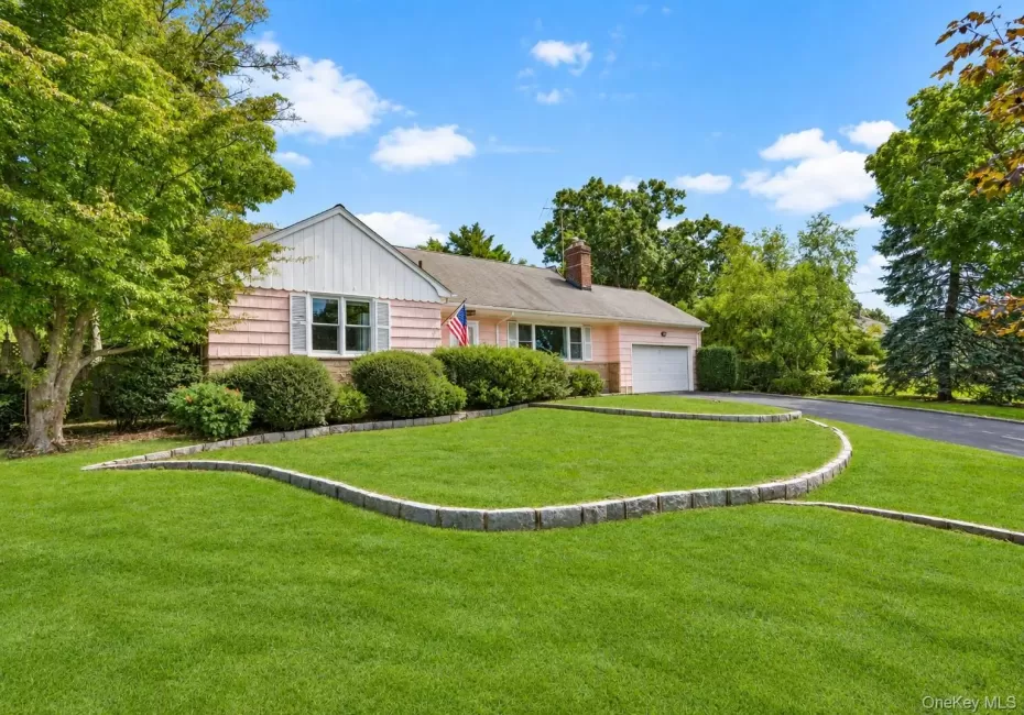 25 Manger Circle, Pelham, NY, 4 Bedrooms Bedrooms, 10 Rooms Rooms,3 BathroomsBathrooms,Residential,For Rent,Manger,0,1052076 25 Manger Circle, Pelham, NY, 4 Bedrooms Bedrooms, 10 Rooms Rooms,3 BathroomsBathrooms,Residential,For Rent,Manger,0,1052076