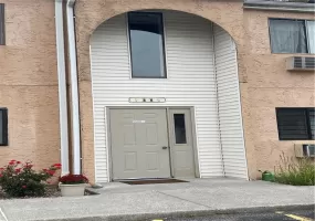 11 Scarborough Lane, Wappinger, NY, 1 Bedroom Bedrooms, 4 Rooms Rooms,1 BathroomBathrooms,Residential Lease,For Rent,Scarborough,0,1052012 11 Scarborough Lane, Wappinger, NY, 1 Bedroom Bedrooms, 4 Rooms Rooms,1 BathroomBathrooms,Residential Lease,For Rent,Scarborough,0,1052012