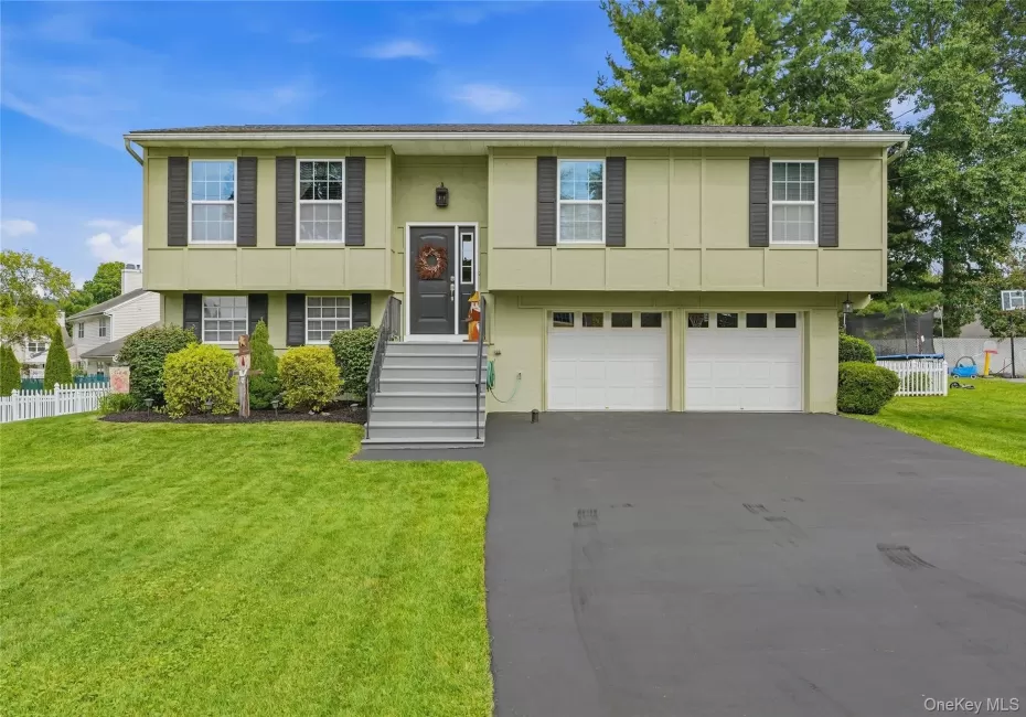 38 Genesee Avenue, Ulster, NY, 3 Bedrooms Bedrooms, 10 Rooms Rooms,2 BathroomsBathrooms,Residential,For Rent,Genesee,0,1052757 38 Genesee Avenue, Ulster, NY, 3 Bedrooms Bedrooms, 10 Rooms Rooms,2 BathroomsBathrooms,Residential,For Rent,Genesee,0,1052757