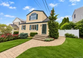 37 Harding Avenue, Mount Pleasant, NY, 4 Bedrooms Bedrooms, 7 Rooms Rooms,2 BathroomsBathrooms,Residential Lease,For Rent,Harding,0,1052989 37 Harding Avenue, Mount Pleasant, NY, 4 Bedrooms Bedrooms, 7 Rooms Rooms,2 BathroomsBathrooms,Residential Lease,For Rent,Harding,0,1052989
