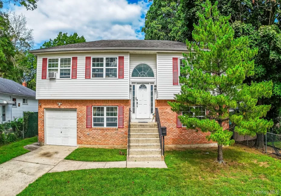 1056 Arthur Street, Hempstead, NY, 6 Bedrooms Bedrooms, 12 Rooms Rooms,3 BathroomsBathrooms,Residential,For Rent,Arthur,0,1052934 1056 Arthur Street, Hempstead, NY, 6 Bedrooms Bedrooms, 12 Rooms Rooms,3 BathroomsBathrooms,Residential,For Rent,Arthur,0,1052934