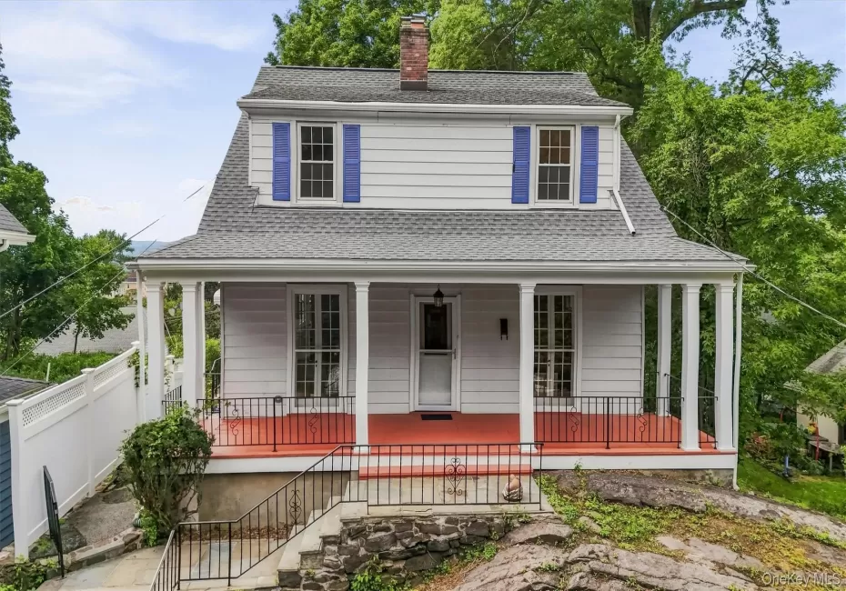 428 Union Avenue, Peekskill, NY, 3 Bedrooms Bedrooms, 9 Rooms Rooms,1 BathroomBathrooms,Residential,For Rent,Union,0,1036738 428 Union Avenue, Peekskill, NY, 3 Bedrooms Bedrooms, 9 Rooms Rooms,1 BathroomBathrooms,Residential,For Rent,Union,0,1036738