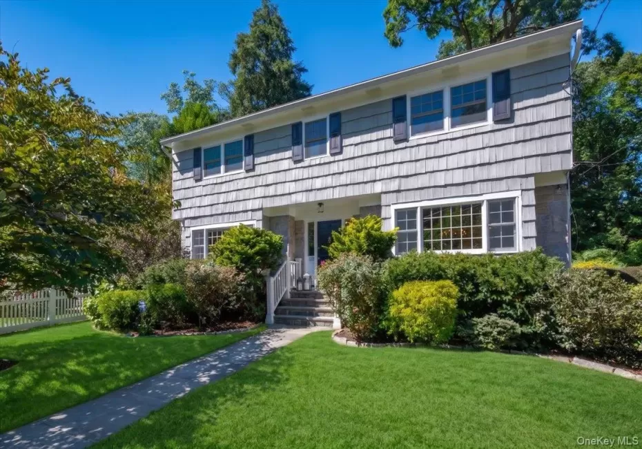 Welcome to 127 Harmon Avenue, a beautifully updated center hall Colonial where classic architecture, a highly functional layout and exceptional convenience come together. Welcome to 127 Harmon Avenue, a beautifully updated center hall Colonial where classic architecture, a highly functional layout and exceptional convenience come together.