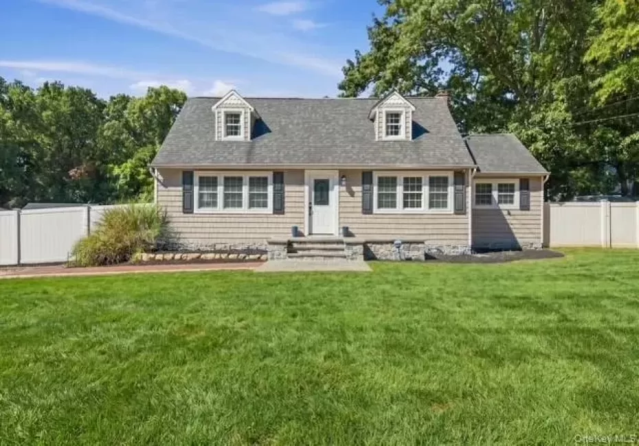 6 Hawk Road, Brookhaven, NY, 3 Bedrooms Bedrooms, 9 Rooms Rooms,2 BathroomsBathrooms,Residential,For Rent,Hawk,0,1052104 6 Hawk Road, Brookhaven, NY, 3 Bedrooms Bedrooms, 9 Rooms Rooms,2 BathroomsBathrooms,Residential,For Rent,Hawk,0,1052104