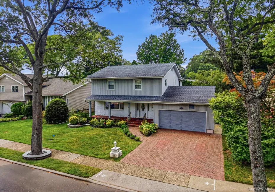 27 Driftwood Drive, North Hempstead, NY, 5 Bedrooms Bedrooms, 9 Rooms Rooms,3 BathroomsBathrooms,Residential,For Rent,Driftwood,0,1050979 27 Driftwood Drive, North Hempstead, NY, 5 Bedrooms Bedrooms, 9 Rooms Rooms,3 BathroomsBathrooms,Residential,For Rent,Driftwood,0,1050979