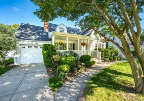 22 Shaw Drive, Hempstead, NY, 4 Bedrooms Bedrooms, 7 Rooms Rooms,1 BathroomBathrooms,Residential,For Rent,Shaw,0,1052082 22 Shaw Drive, Hempstead, NY, 4 Bedrooms Bedrooms, 7 Rooms Rooms,1 BathroomBathrooms,Residential,For Rent,Shaw,0,1052082