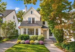 37 Jayson Avenue, North Hempstead, NY, 3 Bedrooms Bedrooms, 8 Rooms Rooms,2 BathroomsBathrooms,Residential,For Rent,Jayson,0,1046787 37 Jayson Avenue, North Hempstead, NY, 3 Bedrooms Bedrooms, 8 Rooms Rooms,2 BathroomsBathrooms,Residential,For Rent,Jayson,0,1046787