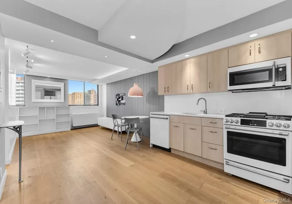 62-54 97th Place, New York, NY, 2 Rooms Rooms,1 BathroomBathrooms,Residential,For Rent,97th,0,1052407 62-54 97th Place, New York, NY, 2 Rooms Rooms,1 BathroomBathrooms,Residential,For Rent,97th,0,1052407