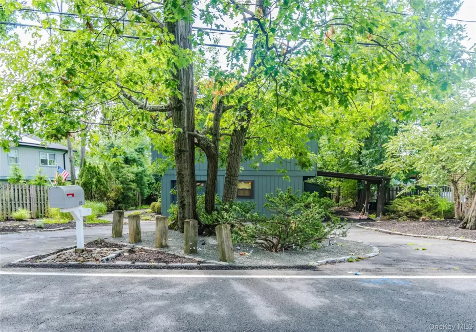 116 Lakewood Drive, Clarkstown, NY, 4 Bedrooms Bedrooms, 9 Rooms Rooms,2 BathroomsBathrooms,Residential,For Rent,Lakewood,0,1051892 116 Lakewood Drive, Clarkstown, NY, 4 Bedrooms Bedrooms, 9 Rooms Rooms,2 BathroomsBathrooms,Residential,For Rent,Lakewood,0,1051892