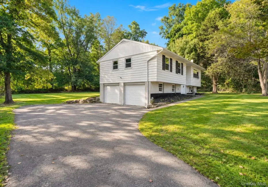15 Vandewater Drive, Wappinger, NY, 3 Bedrooms Bedrooms, 12 Rooms Rooms,1 BathroomBathrooms,Residential,For Rent,Vandewater,0,1052679 15 Vandewater Drive, Wappinger, NY, 3 Bedrooms Bedrooms, 12 Rooms Rooms,1 BathroomBathrooms,Residential,For Rent,Vandewater,0,1052679