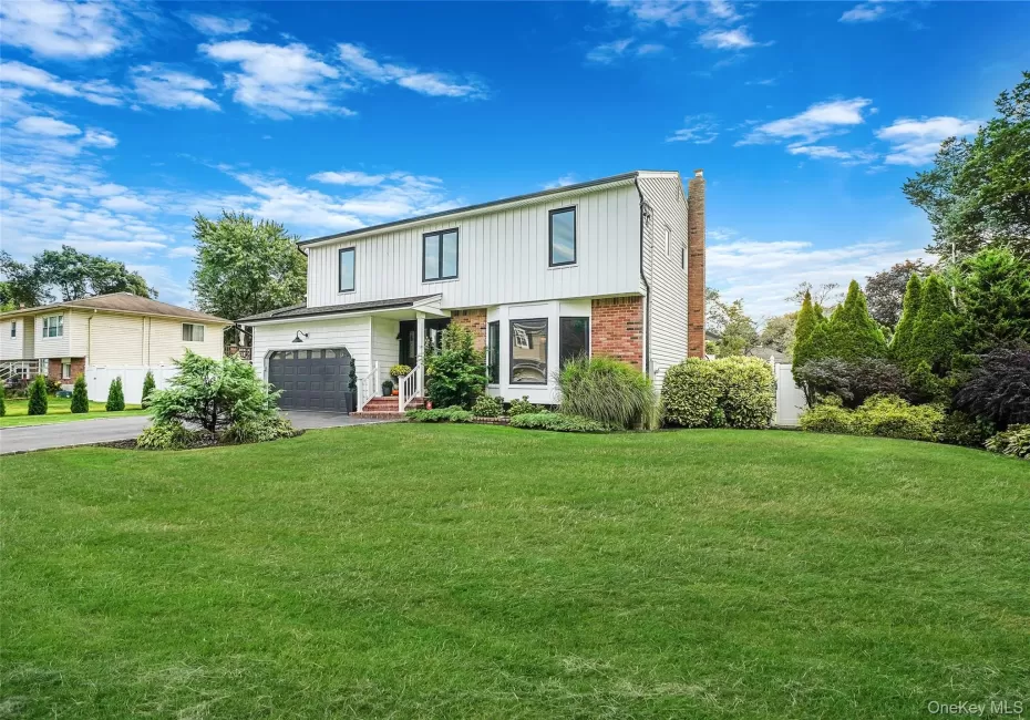 11 Susan Court, Babylon, NY, 4 Bedrooms Bedrooms, 9 Rooms Rooms,2 BathroomsBathrooms,Residential,For Rent,Susan,0,1052173 11 Susan Court, Babylon, NY, 4 Bedrooms Bedrooms, 9 Rooms Rooms,2 BathroomsBathrooms,Residential,For Rent,Susan,0,1052173