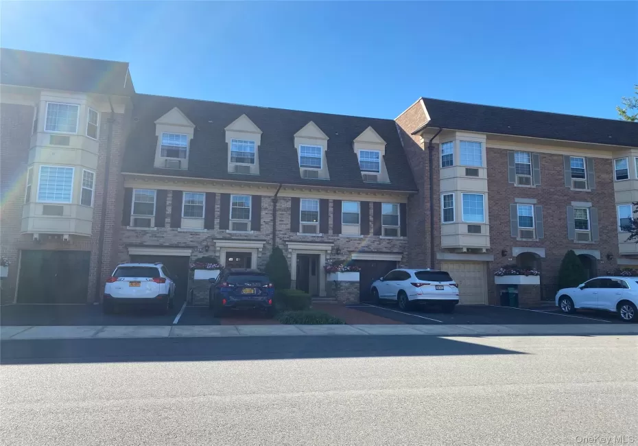 1230 Estates Lane, New York, NY, 1 Bedroom Bedrooms, 4 Rooms Rooms,1 BathroomBathrooms,Residential,For Rent,Estates,0,1052918 1230 Estates Lane, New York, NY, 1 Bedroom Bedrooms, 4 Rooms Rooms,1 BathroomBathrooms,Residential,For Rent,Estates,0,1052918