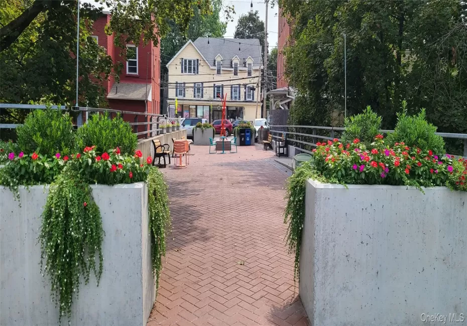 291 Main Street, Cornwall, NY, 2 Bedrooms Bedrooms, 5 Rooms Rooms,1 BathroomBathrooms,Residential Lease,For Rent,Main,0,1047966 291 Main Street, Cornwall, NY, 2 Bedrooms Bedrooms, 5 Rooms Rooms,1 BathroomBathrooms,Residential Lease,For Rent,Main,0,1047966