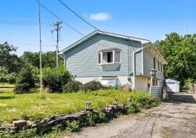 225 Monhagen Avenue, Middletown, NY, 4 Bedrooms Bedrooms, 8 Rooms Rooms,2 BathroomsBathrooms,Residential,For Rent,Monhagen,0,970343 225 Monhagen Avenue, Middletown, NY, 4 Bedrooms Bedrooms, 8 Rooms Rooms,2 BathroomsBathrooms,Residential,For Rent,Monhagen,0,970343