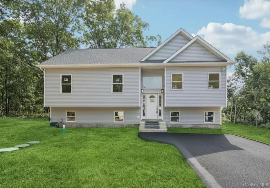 511 Walker Avenue, Brookhaven, NY, 3 Bedrooms Bedrooms, 7 Rooms Rooms,2 BathroomsBathrooms,Residential,For Rent,Walker,0,990695 511 Walker Avenue, Brookhaven, NY, 3 Bedrooms Bedrooms, 7 Rooms Rooms,2 BathroomsBathrooms,Residential,For Rent,Walker,0,990695