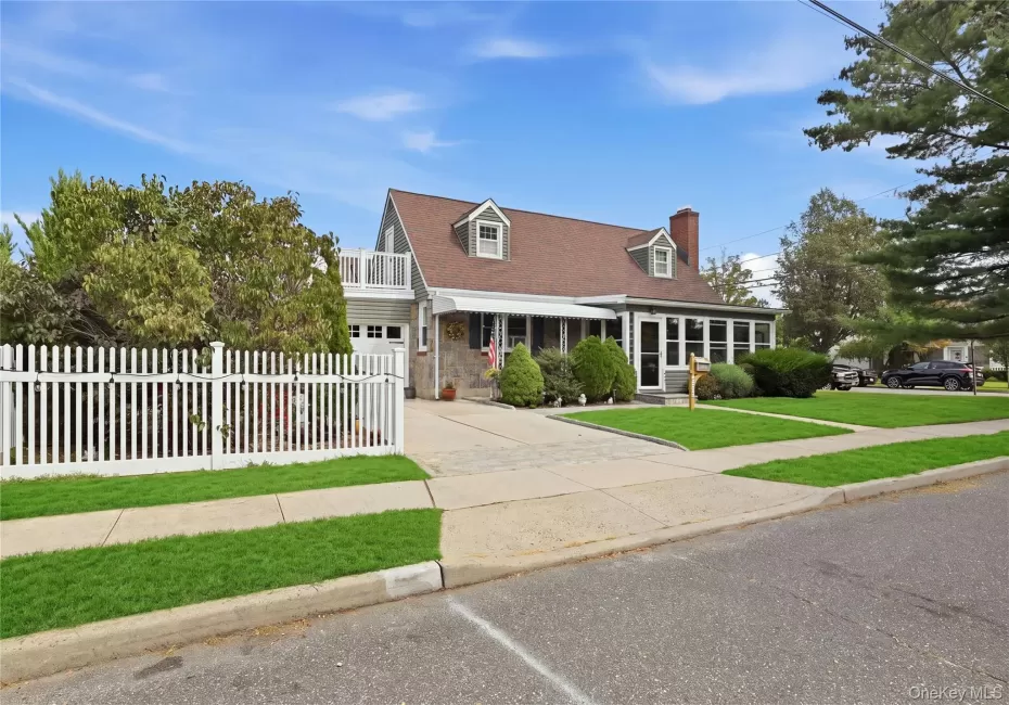 630 9th Street, Hempstead, NY, 4 Bedrooms Bedrooms, 8 Rooms Rooms,2 BathroomsBathrooms,Residential,For Rent,9th,0,1047490 630 9th Street, Hempstead, NY, 4 Bedrooms Bedrooms, 8 Rooms Rooms,2 BathroomsBathrooms,Residential,For Rent,9th,0,1047490