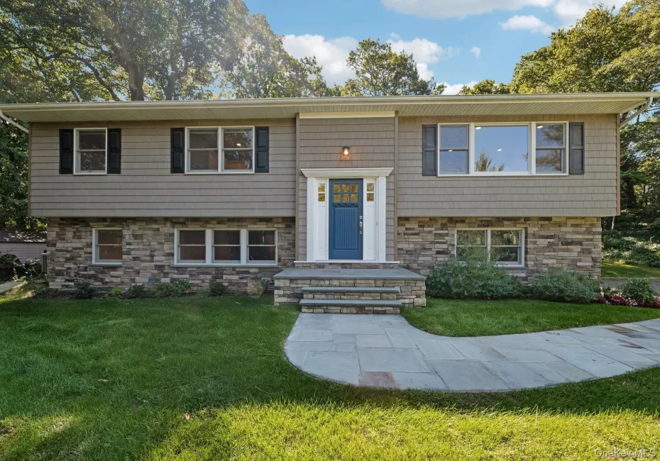 Welcome home to 56 Sandy Hollow Rd, Northport! Welcome home to 56 Sandy Hollow Rd, Northport!