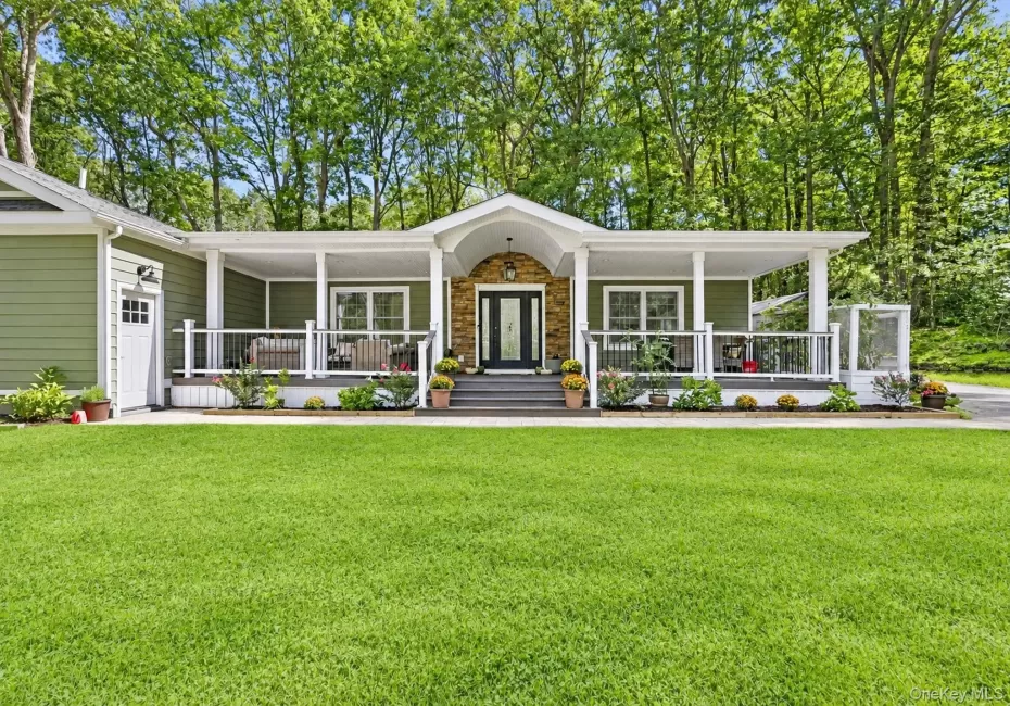 5 Cricket Hollow Road, Brookhaven, NY, 3 Bedrooms Bedrooms, 9 Rooms Rooms,2 BathroomsBathrooms,Residential,For Rent,Cricket Hollow,0,1044778 5 Cricket Hollow Road, Brookhaven, NY, 3 Bedrooms Bedrooms, 9 Rooms Rooms,2 BathroomsBathrooms,Residential,For Rent,Cricket Hollow,0,1044778