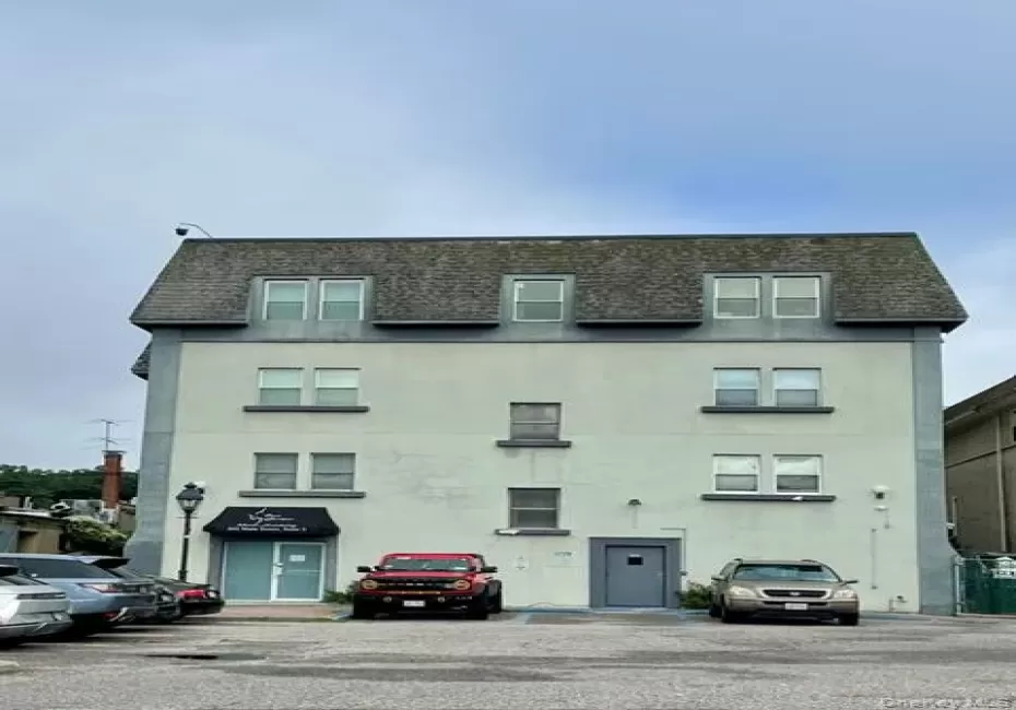 202 Main Street, Brookhaven, NY, 2 Bedrooms Bedrooms, 4 Rooms Rooms,1 BathroomBathrooms,Residential Lease,For Rent,Main,0,1050994 202 Main Street, Brookhaven, NY, 2 Bedrooms Bedrooms, 4 Rooms Rooms,1 BathroomBathrooms,Residential Lease,For Rent,Main,0,1050994