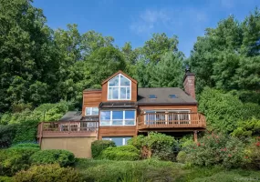 970 Route 9W, Orangetown, NY, 4 Bedrooms Bedrooms, 14 Rooms Rooms,3 BathroomsBathrooms,Residential,For Rent,Route 9W,0,1052408 970 Route 9W, Orangetown, NY, 4 Bedrooms Bedrooms, 14 Rooms Rooms,3 BathroomsBathrooms,Residential,For Rent,Route 9W,0,1052408